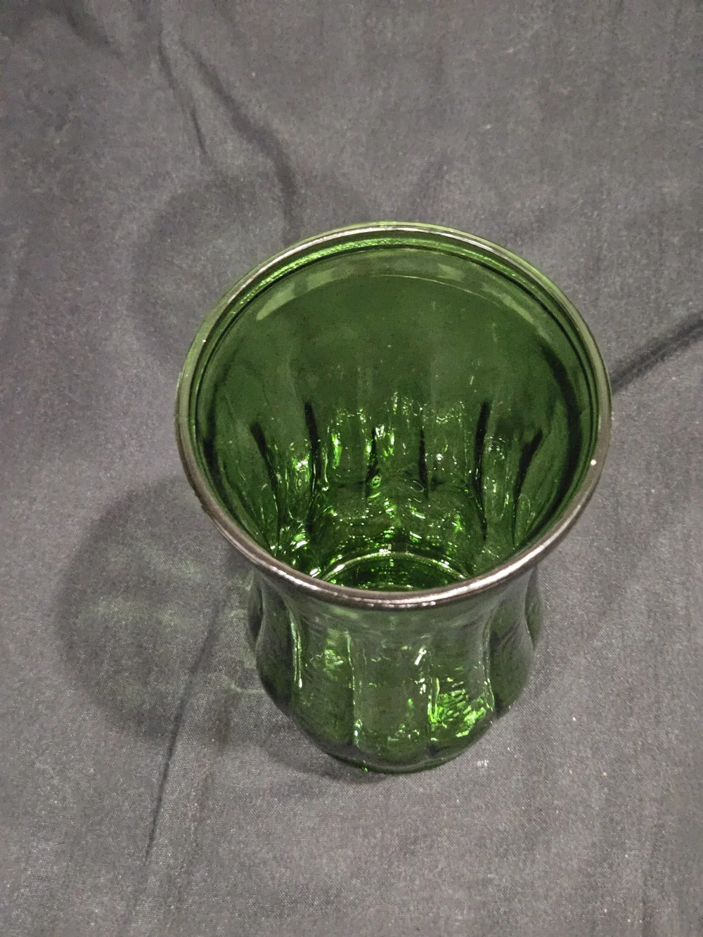 Vintage PGC Portland Glass Co Forest Green Ribbed Bud Vase 9